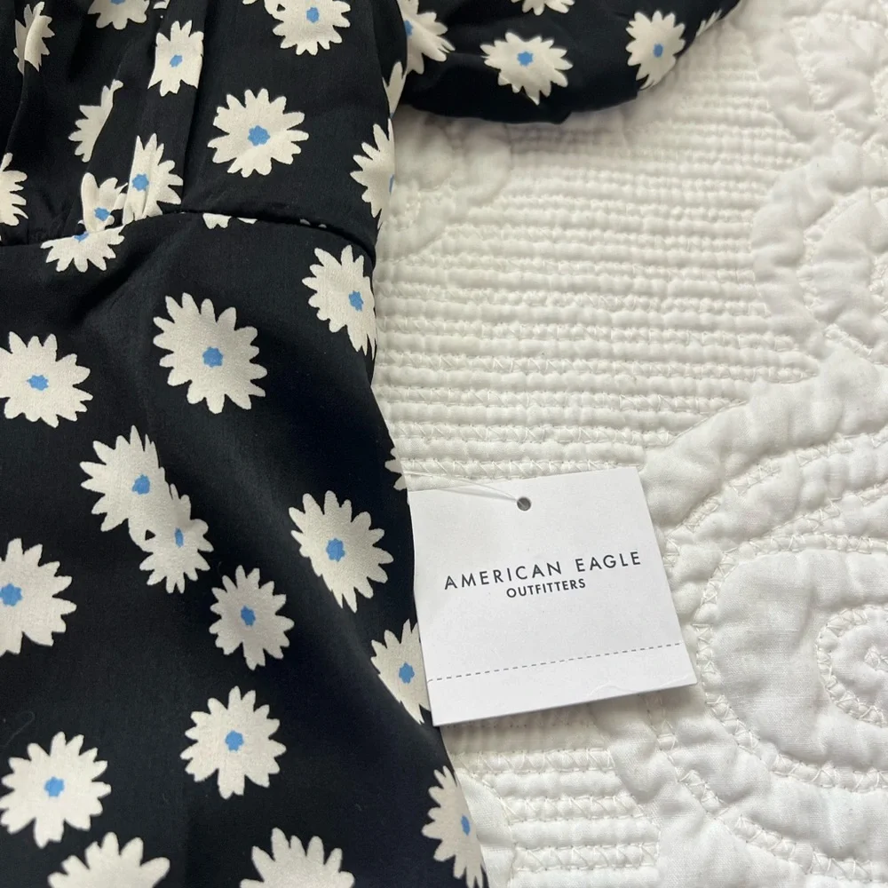 American Eagle Dress Size Medium NWT - Picture 4 of 8